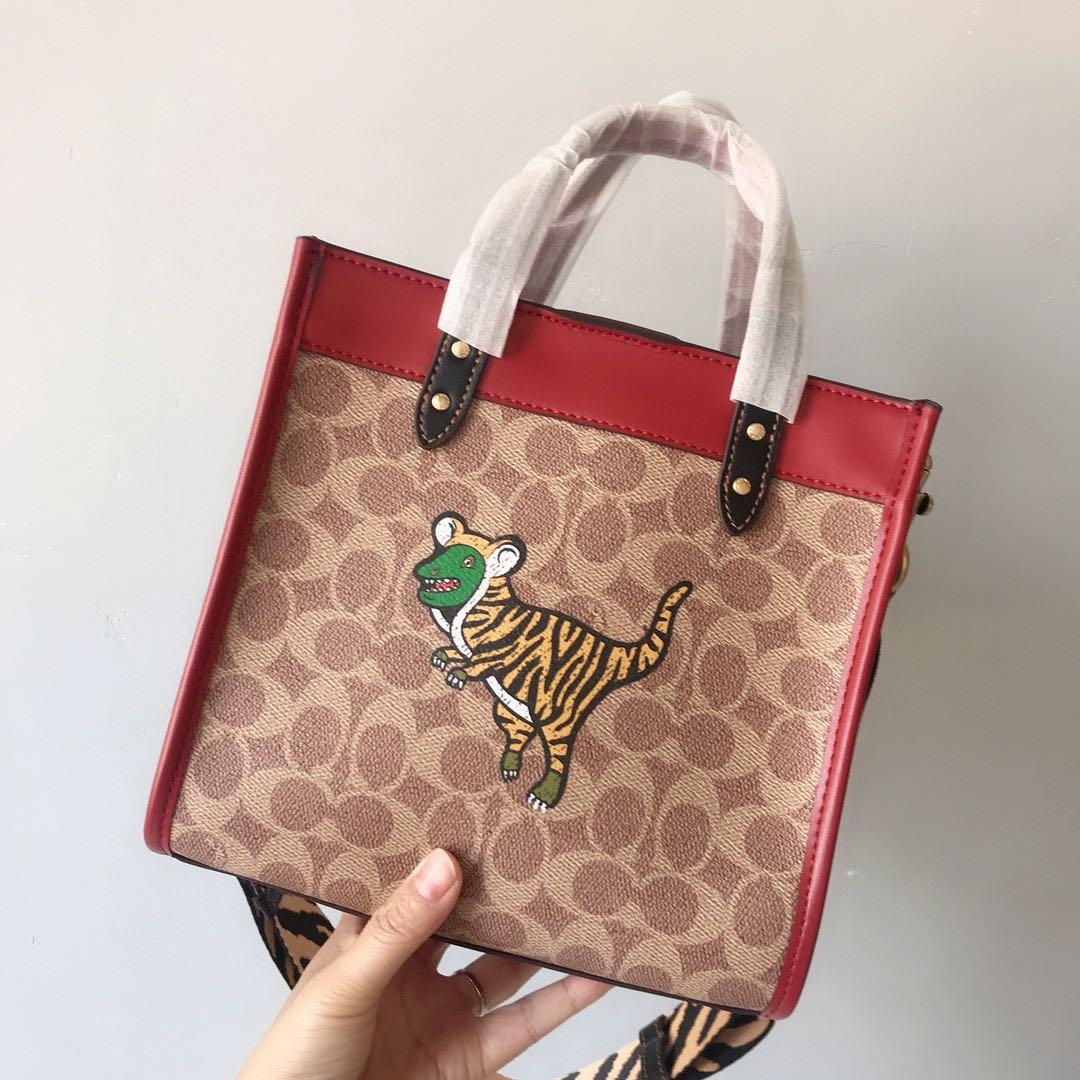 Coach 2022 New Tiger Limited Edition Tiger's Zodiac Year Field Tote