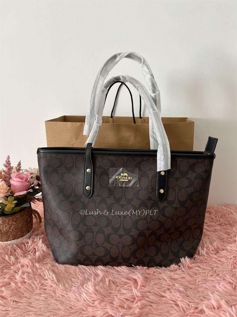 Coach sig city zip tote shop