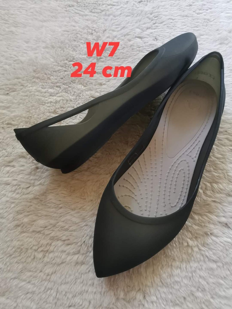 crocs size w7 in cm