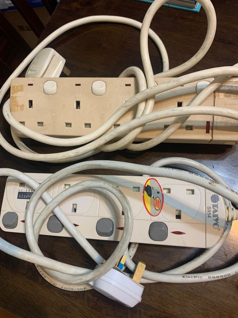 Extension cord, TV & Home Appliances, Other Home Appliances on Carousell