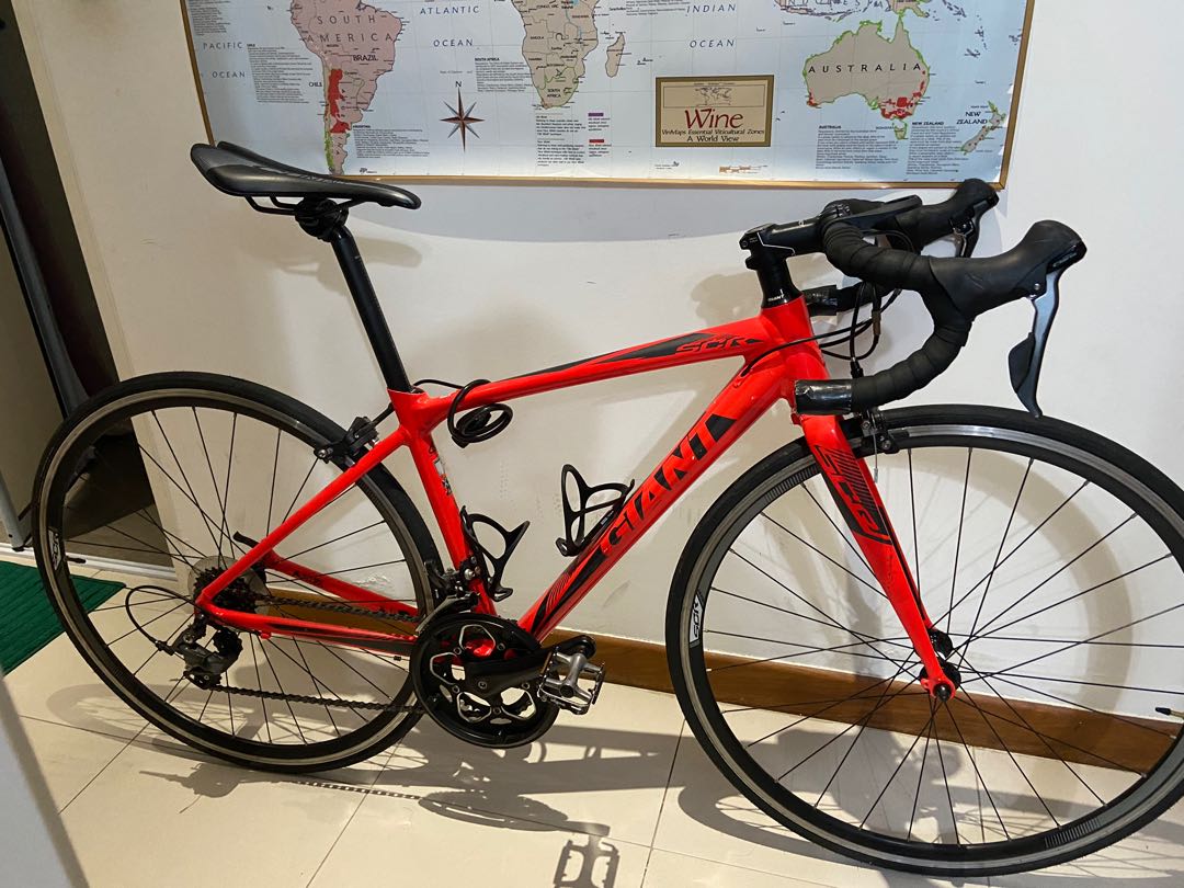 Giant road shop bike red