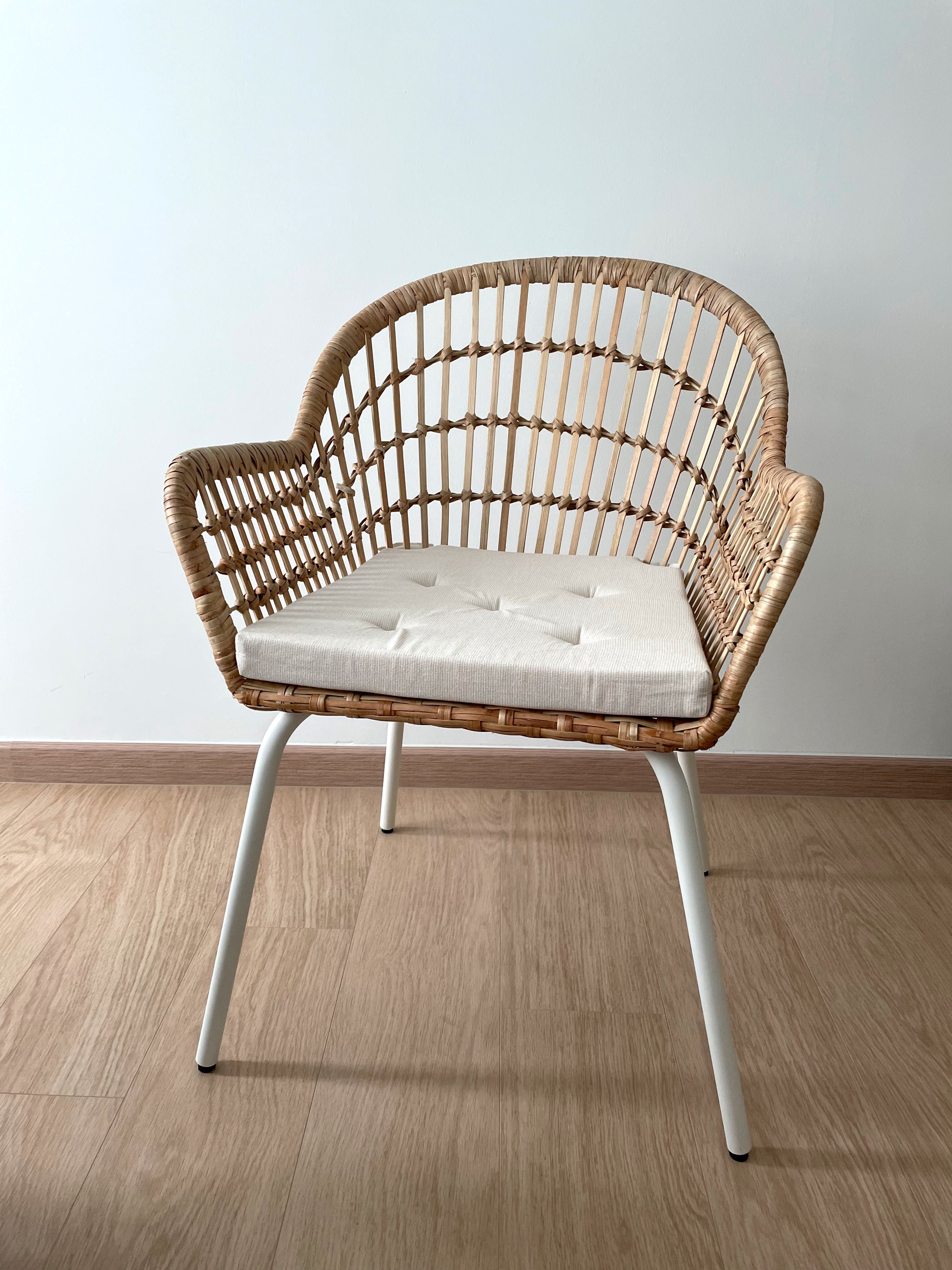 Nilsove ikea chair top