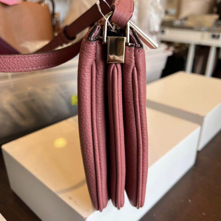 Kate Spade Leila Triple Gusset In Pomegranate, Luxury, Bags & Wallets on  Carousell