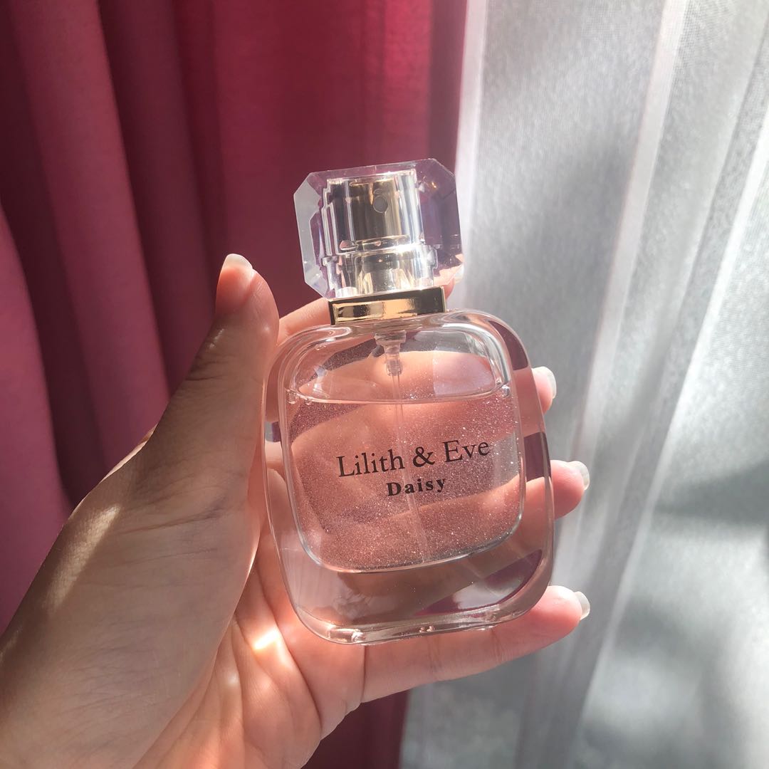 daisy sparkle perfume