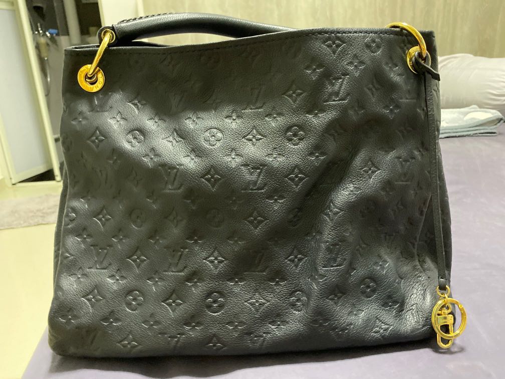 louis vuitton calf leather bag