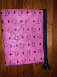 (Category: ) located in . Submitted by peanutbuttahhh (Listing ID 1134468468, Image 1). Description: .