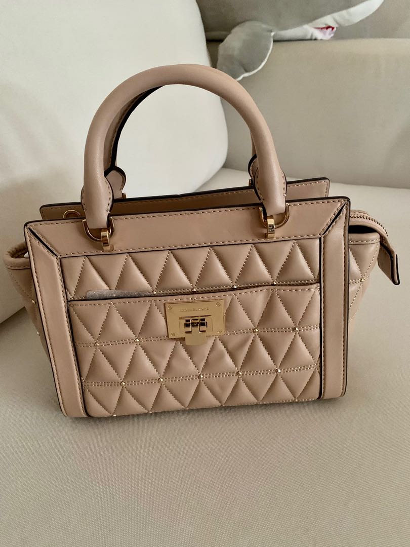 Michael Kors handbag Luxury Bags Wallets on Carousell