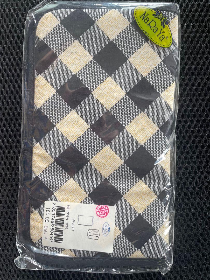 Naraya wallet Women s Fashion Bags Wallets Purses Pouches on Carousell