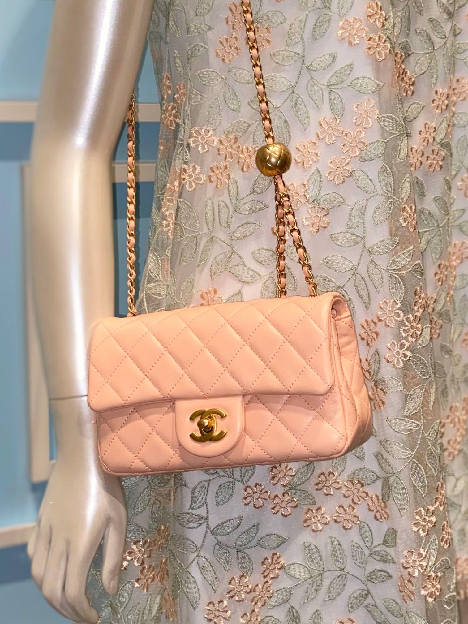 NIB 22C Chanel Pearl Crush Square Mini Flap Bag GHW Peachy Pink