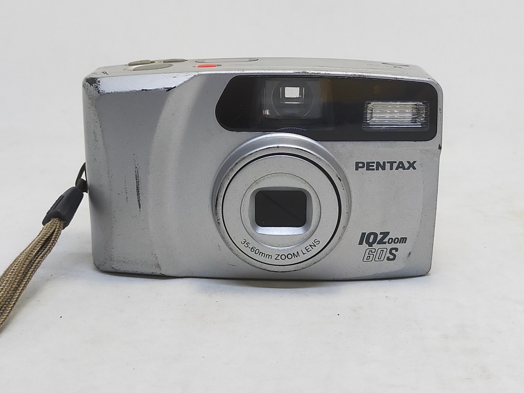 pentax iqzoom 60s 35mm film camera, Photography, Cameras on Carousell