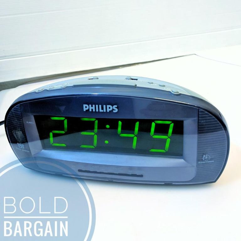 PHILIPS AJ3540 AM FM Radio Digital Big Digit Alarm Clock, Furniture ...