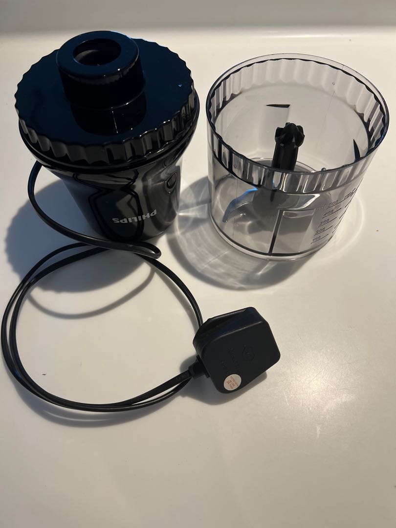 Philips blender / chopper like new, TV & Home Appliances, Kitchen