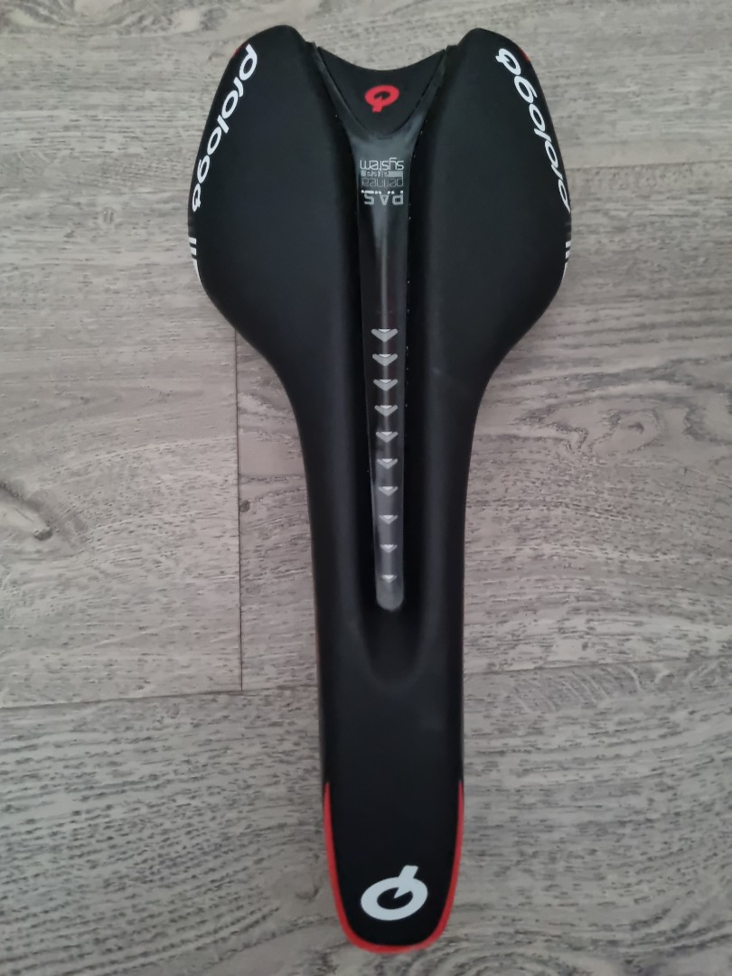 Prologo saddle for road bike, Sports Equipment, Bicycles & Parts, Parts