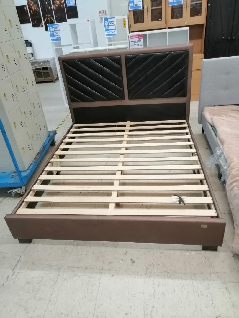 Queen Size Bed Frame Zuri Leather w/ Headboard, Furniture & Home Living, Furniture, Bed Frames