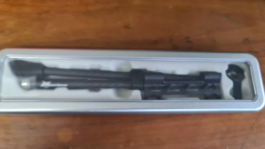 Rockbros carbon fiber kickstand, Sports Equipment, Bicycles & Parts