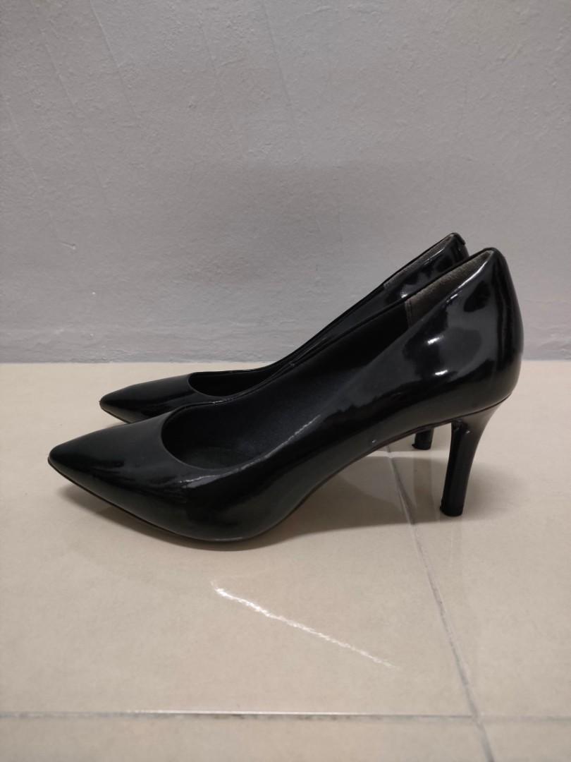 Rockport total sales motion heels