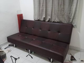 (Category: ) located in . Submitted by dibadibot (Listing ID 1134449538, Image 1). Description: .