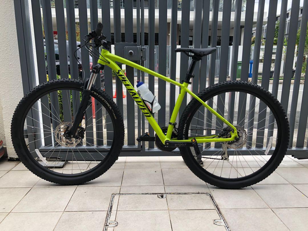 Specialized rockhopper sport top mountain bike 2019