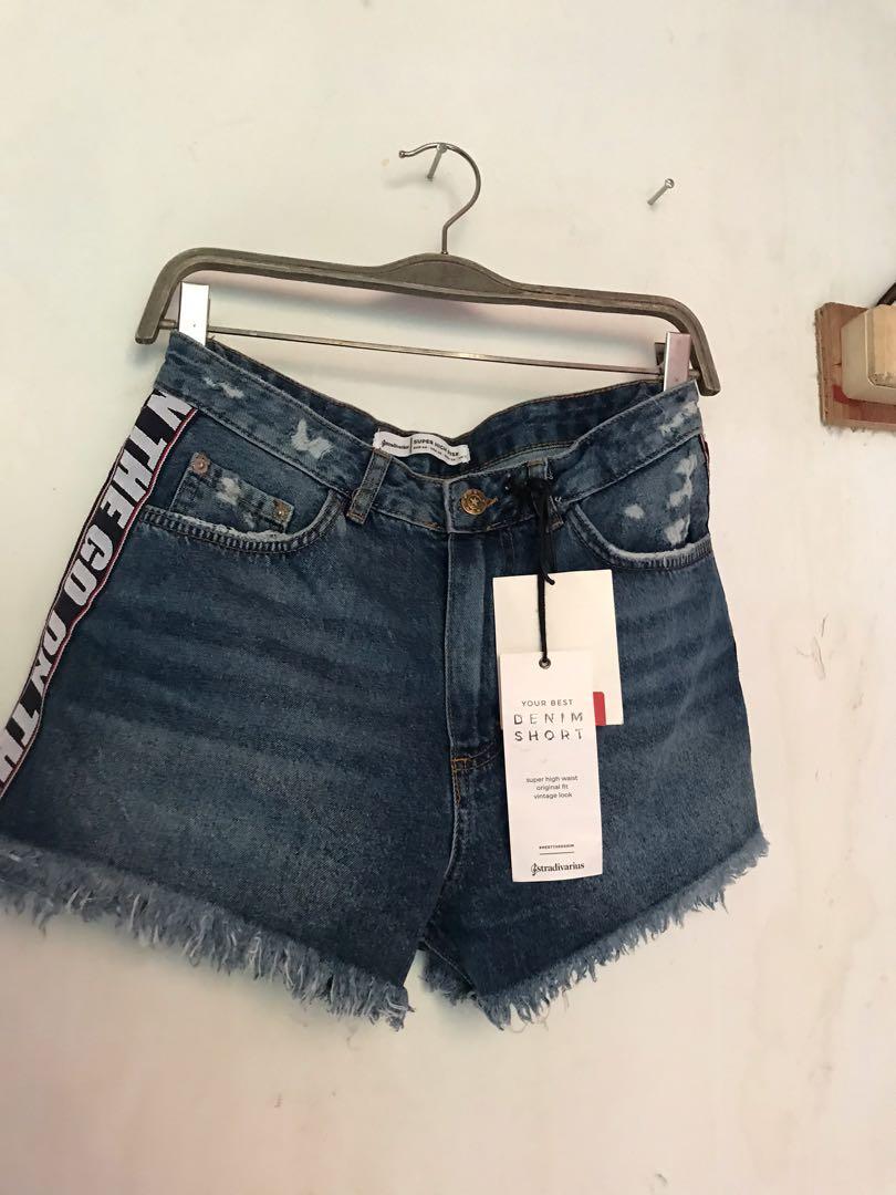 Stradivarius denim short, Fesyen Wanita 