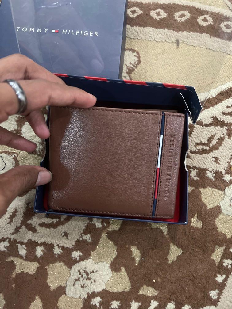 Tommy Hilfiger rare brown leather wallet, Women's Fashion, Bags u0026 Wallets,  Wallets u0026 Card Holders on Carousell