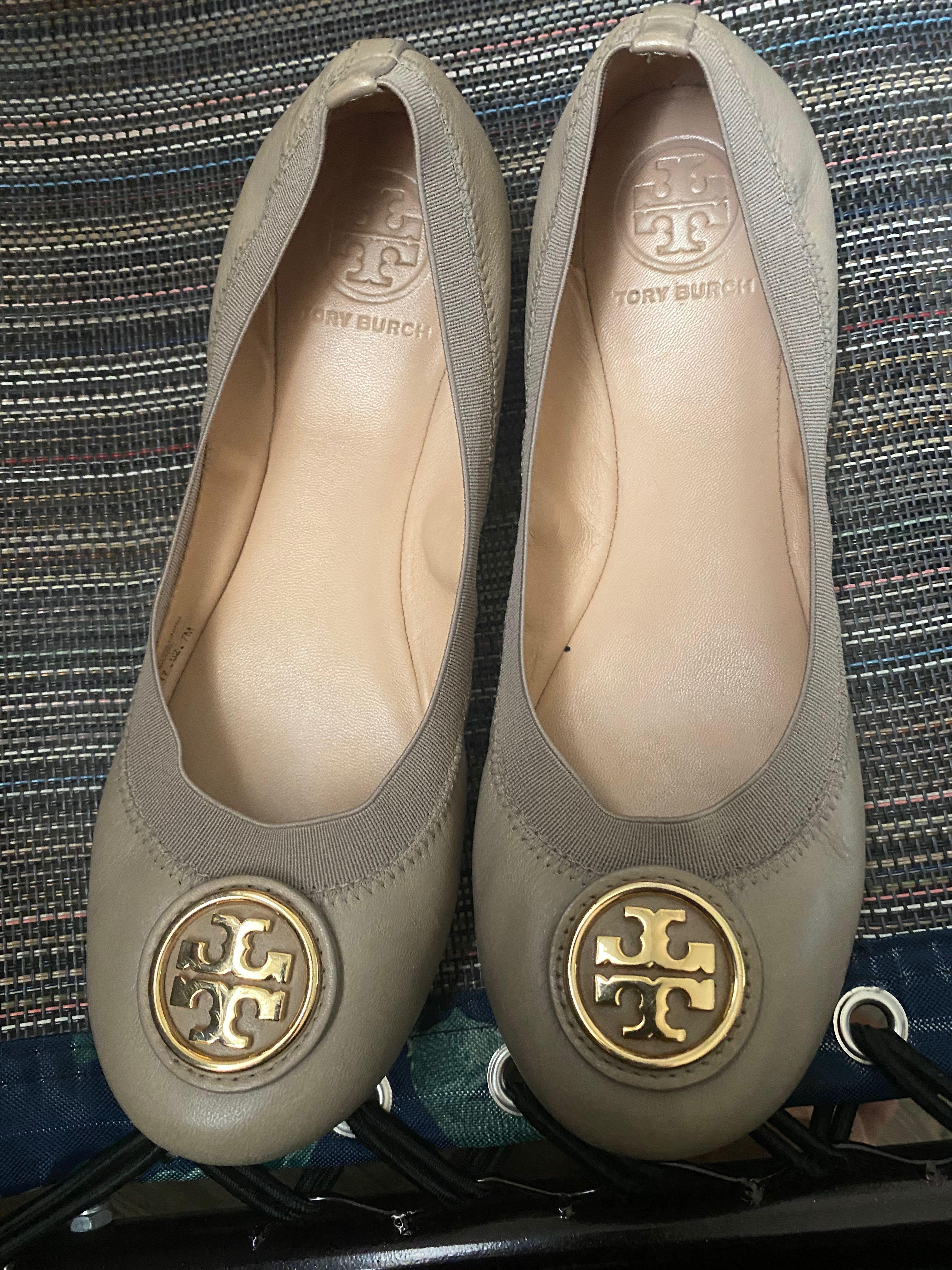 Tory Burch Caroline Flats, Women's Fashion, Footwear, Flats & Sandals on  Carousell