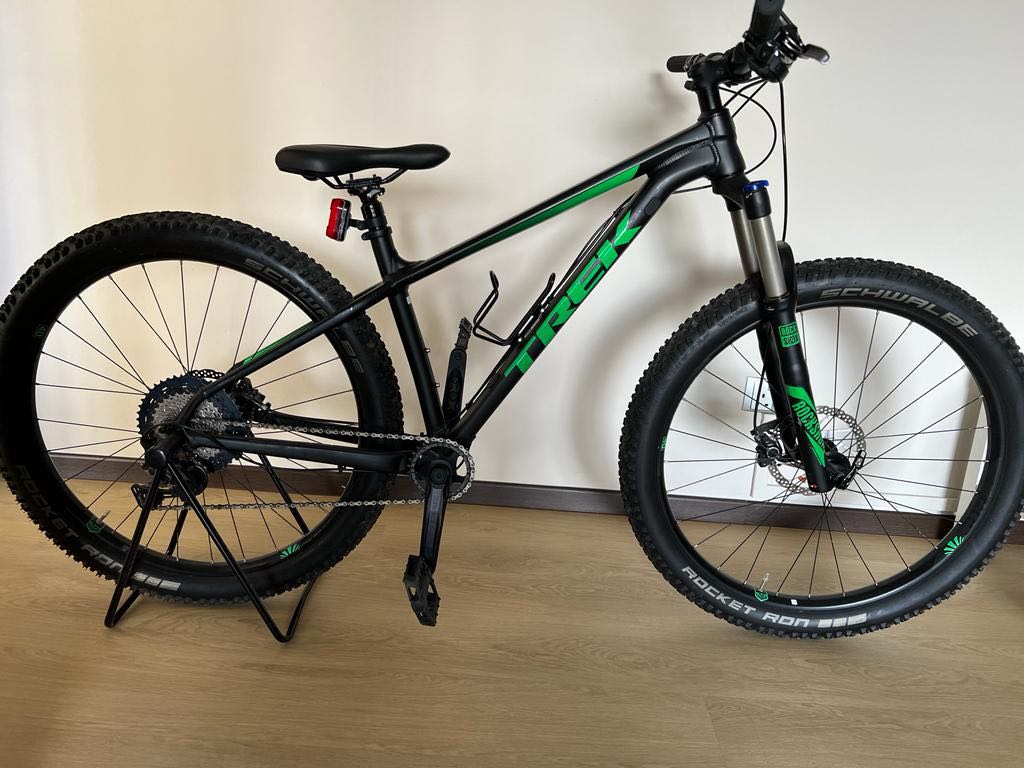 Trek Roscoe 9 27.5+ “, Sports Equipment 