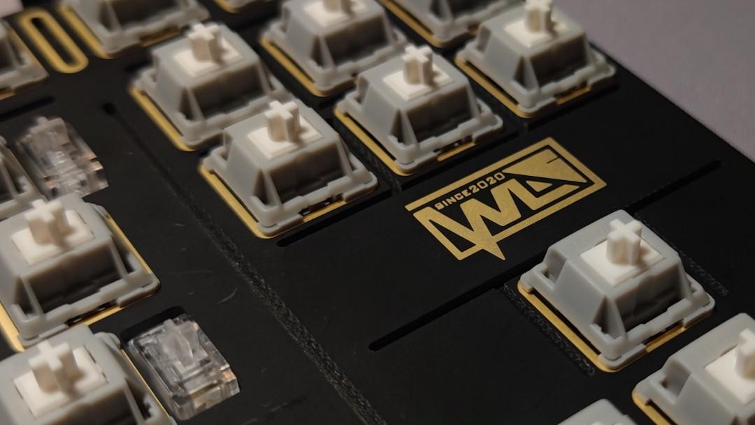 Mr Suit R2 Babypowder Golden Glossy Chamfers WKL, Computers & Tech 