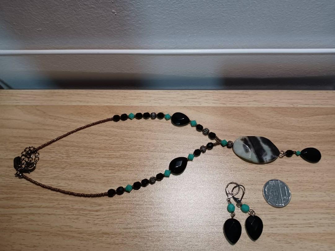 Y Drop Necklace Stone Matching Earrings (Category: Necklaces) located in Pasig City. Submitted by rokels_locker (Listing ID 1134404174, Image 1). Description: Elegant black and turquiose necklace, with black and white stone pendant. Matching earrings. Length: 16 inches, extendable to 18 inches Price is negotiable.