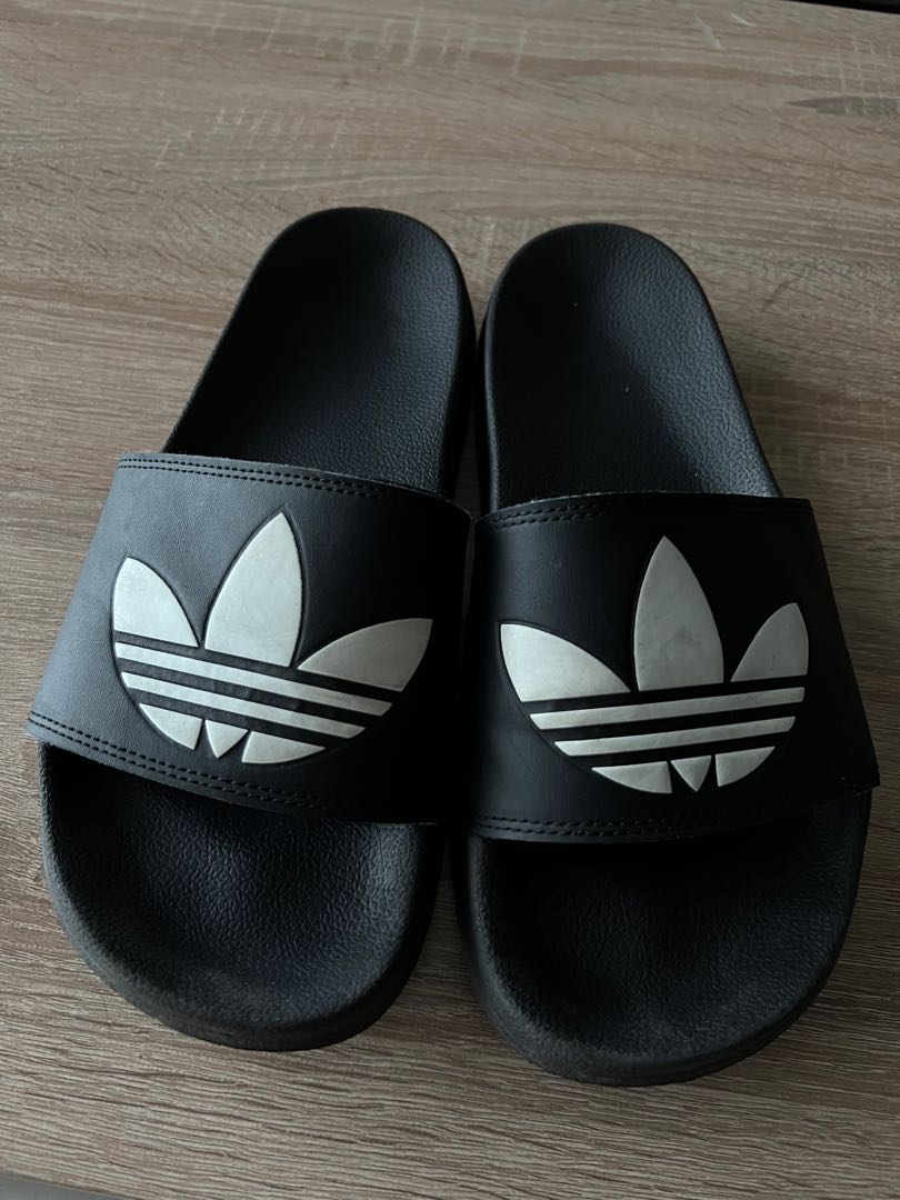 Adidas sales trefoil slides