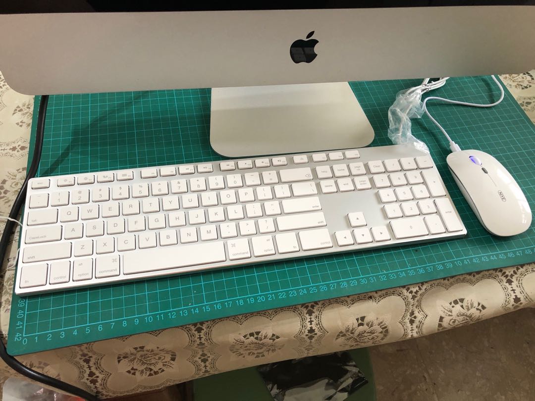 Apple Compatible Keyboard, Computers & Tech, Parts & Accessories