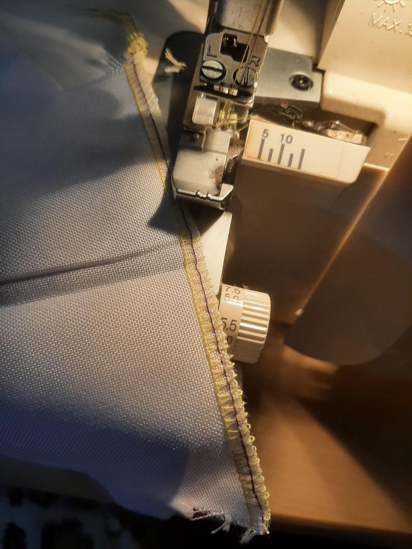 Babylock jet air serger overlock sewing machine Made in Japan, Hobbies