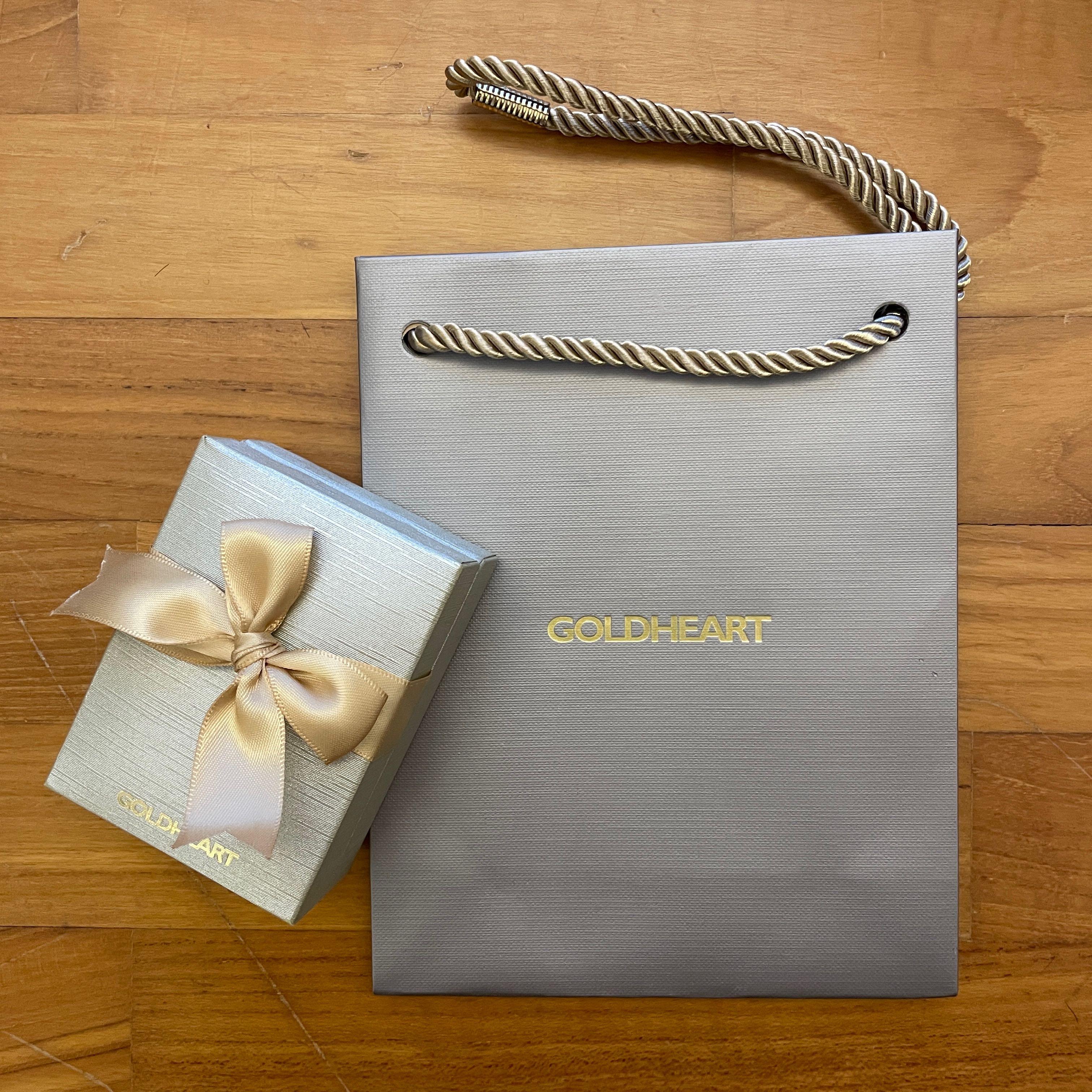 Gold outlet heart bag