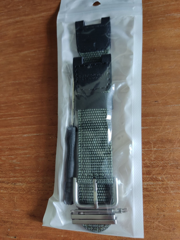 Casio 3157 watch band top