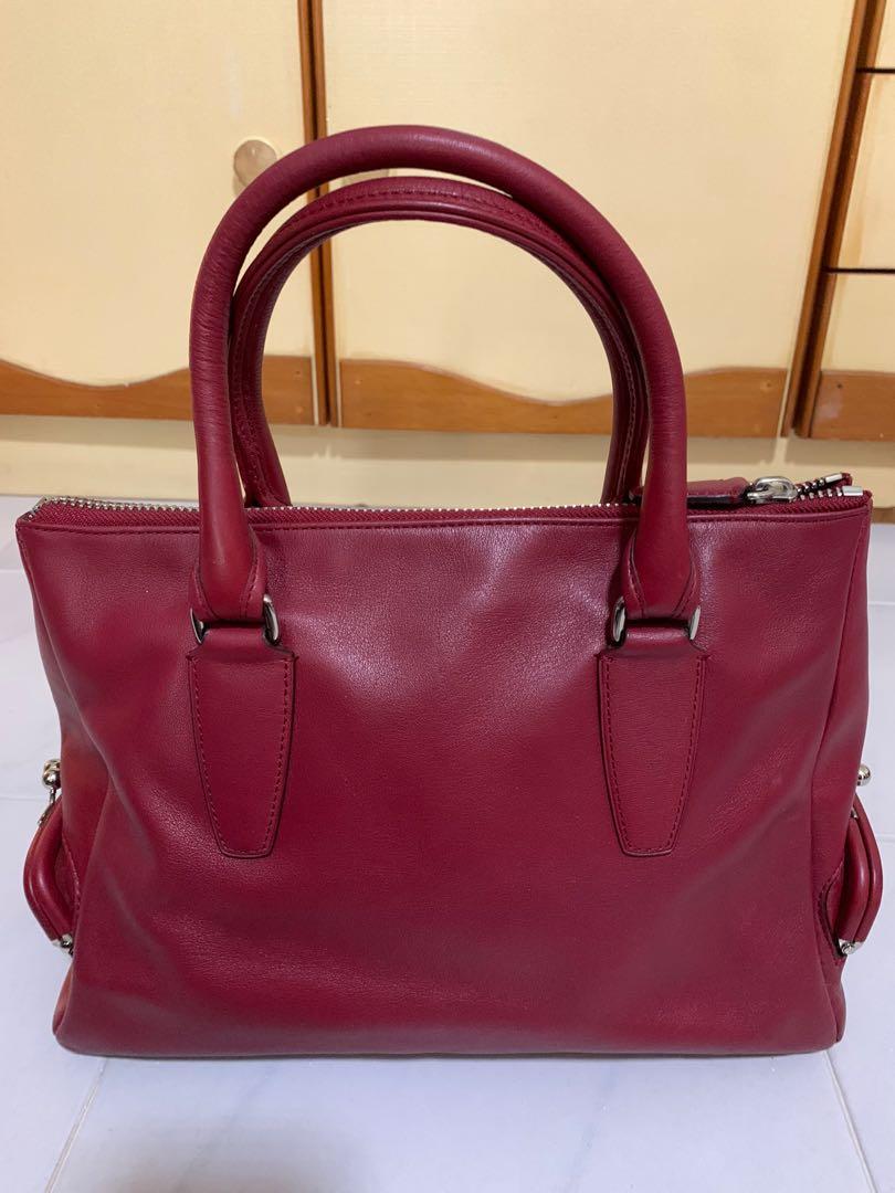 Coach Legacy Leather Archive Zip Top Satchel - Black Cherry Red, Women's  Fashion, Bags u0026 Wallets, Tote Bags on Carousell