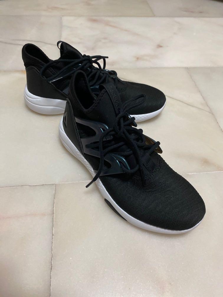 Reebok on sale cardio motion