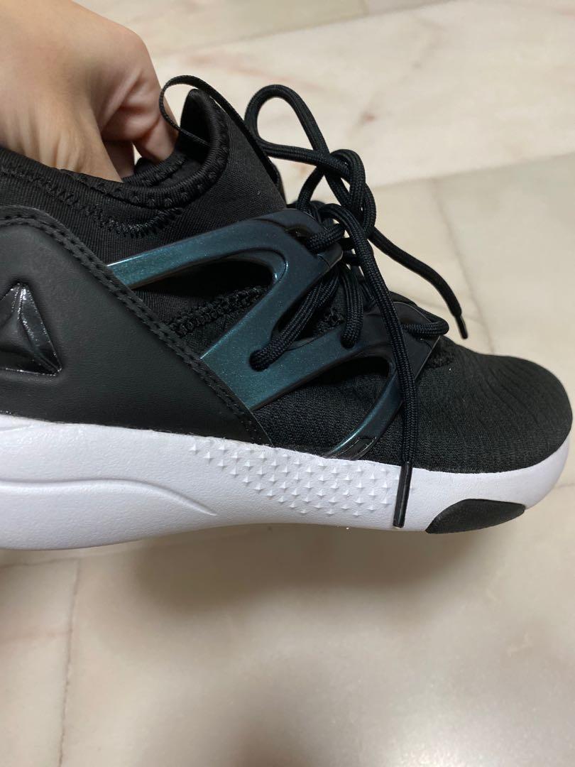 Reebok cardio motion black cheap