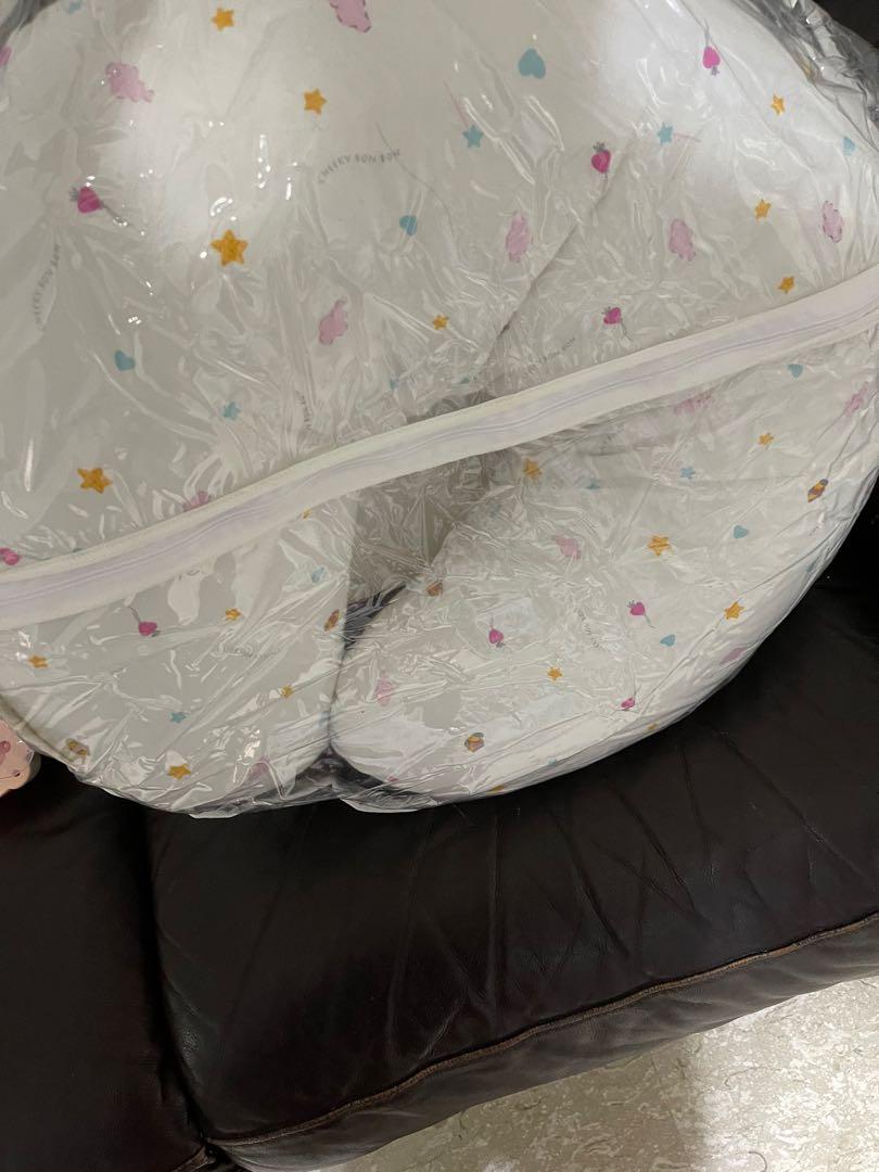 Fast deal!! Cheeky Bon Bon Breastfeeding Pillow, Babies & Kids, Nursing