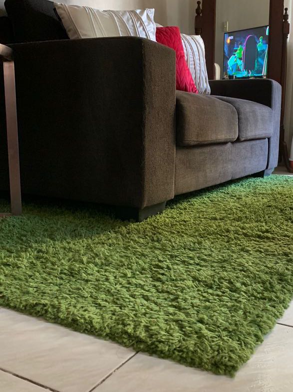 High density high pile rug, Furniture & Home Living, Home Decor