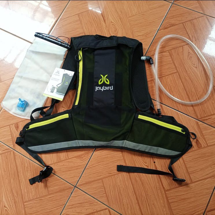 Jaybird Hydration Backpack 2lt Fesyen Pria Tas Dompet Ransel