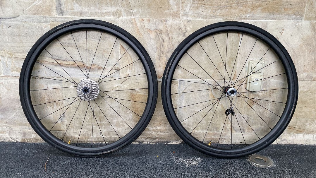 LightBicycle falcon R25 Disc carbon 
