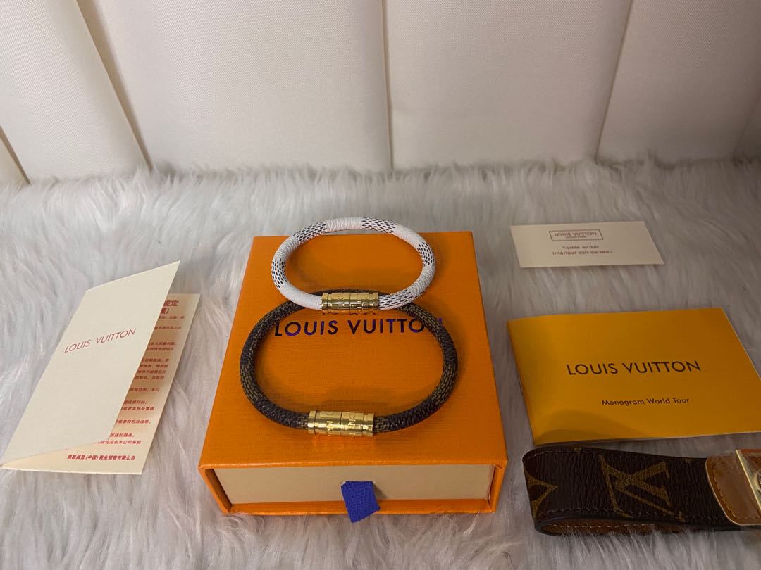 Louis Vuitton white damier magnetic leather bracelet, Women's