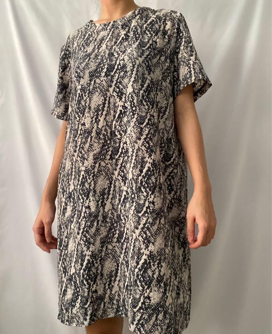 Mango Snakeskin Dress Women s Fashion Dresses Sets Dresses on Carousell