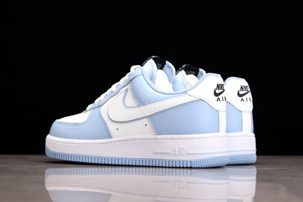 NIKE Air Force 1 low AF1 light blue shoes US 5.5 11