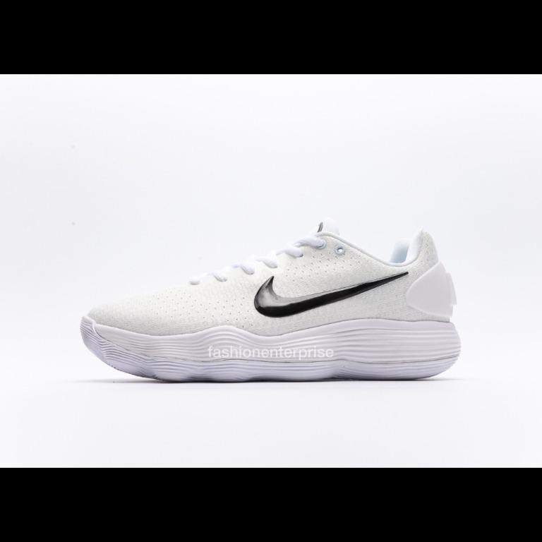 Nike Hyperdunk 2017 White Men's Fashion, Footwear, Sneakers on Carousell