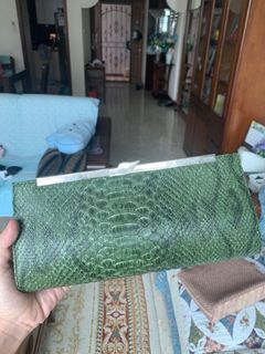 (Category: ) located in . Submitted by everythinghereisbelowfive (Listing ID 1134534736, Image 1). Description: .
