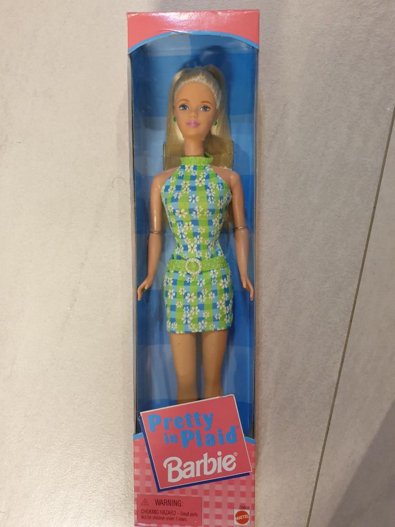 Barbie Pretty in Plaid A/A 1998 レア Pretty in Plaid Barbie NRFB 1998, Hobbies & Toys, Memorabilia