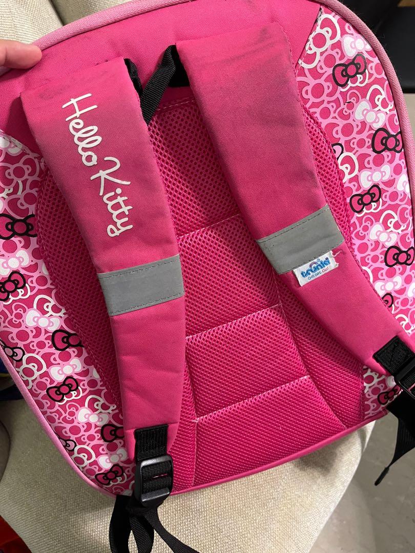 trunki boostapak hello kitty