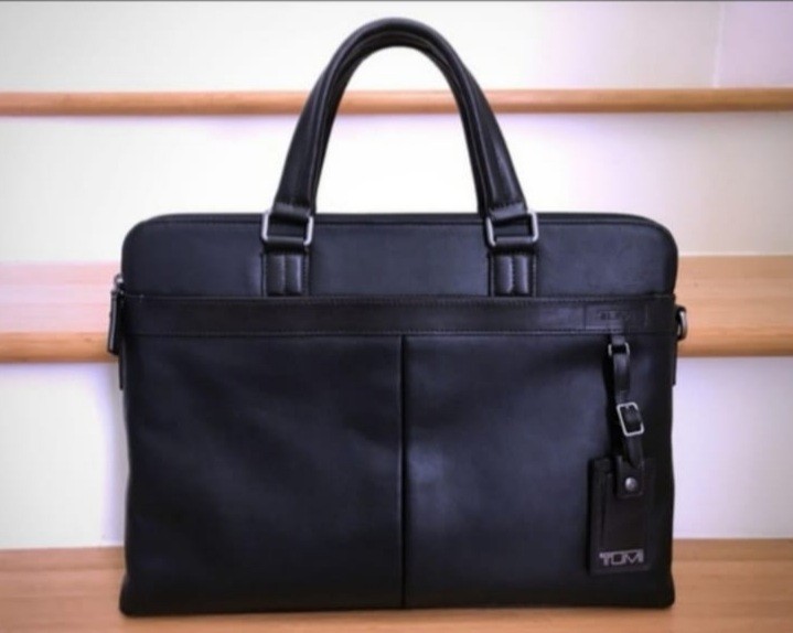 Tumi tafton online