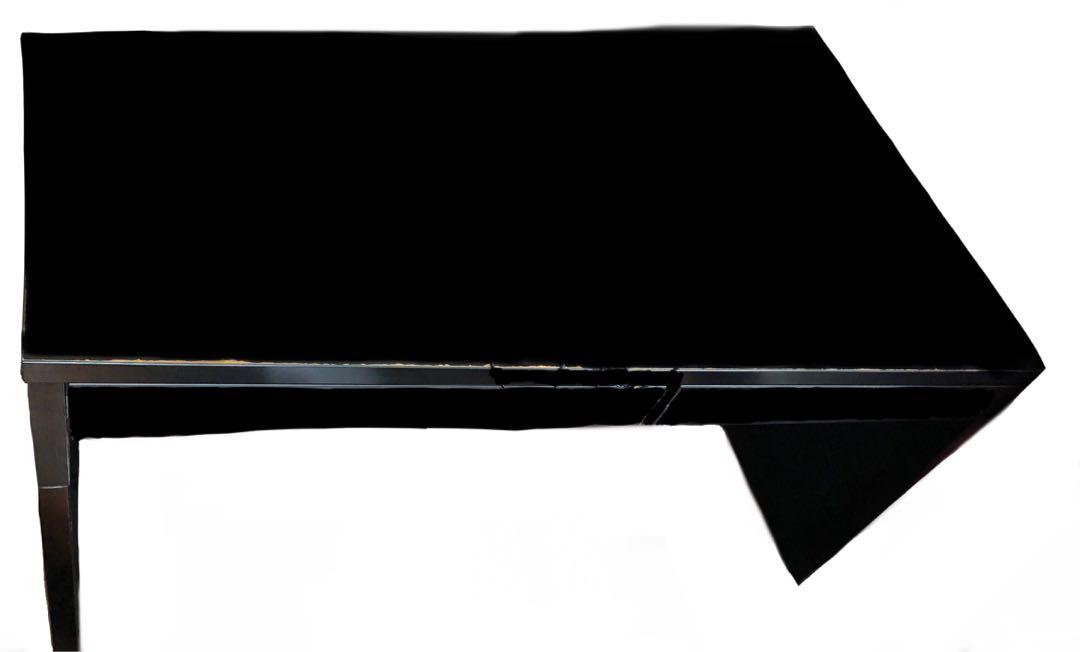 Used Computer Table (Category: Tables & Sets) located in Singapore. Submitted by philosophia_seah (Listing ID 1134613674, Image 1). Description: Dimension: 142cm (L) x 50cm (B) x 75cm (H). Not for fussy buyers. Both under table drawers are working very well. Offers delivery at the following rates: Central, northwest - $30 North, east, south, west - $60.