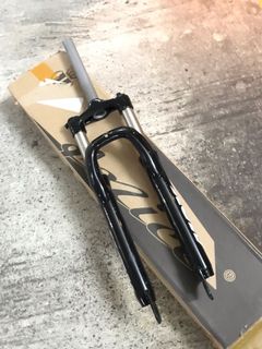 （分類：）位於 。 由 muddoeduck 提交（商品編號 1129617516，圖片 1）。簡介： 。